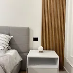 Sj.studio アパート ティラナ